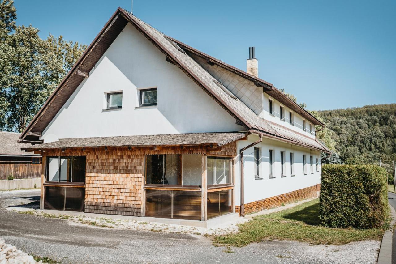 U Ztraceneho Potoka Apartment Vapenna Bagian luar foto