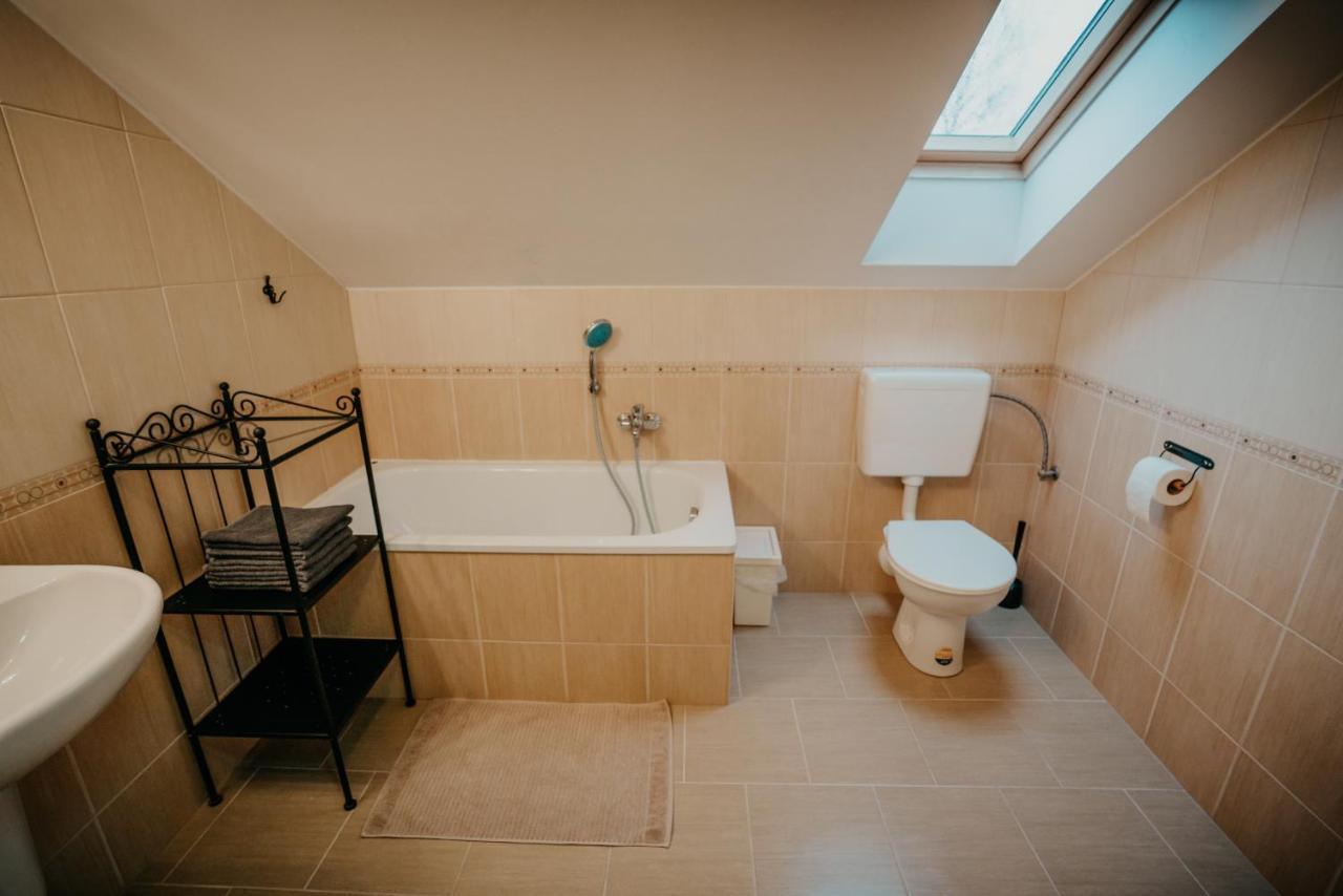 U Ztraceneho Potoka Apartment Vapenna Bagian luar foto