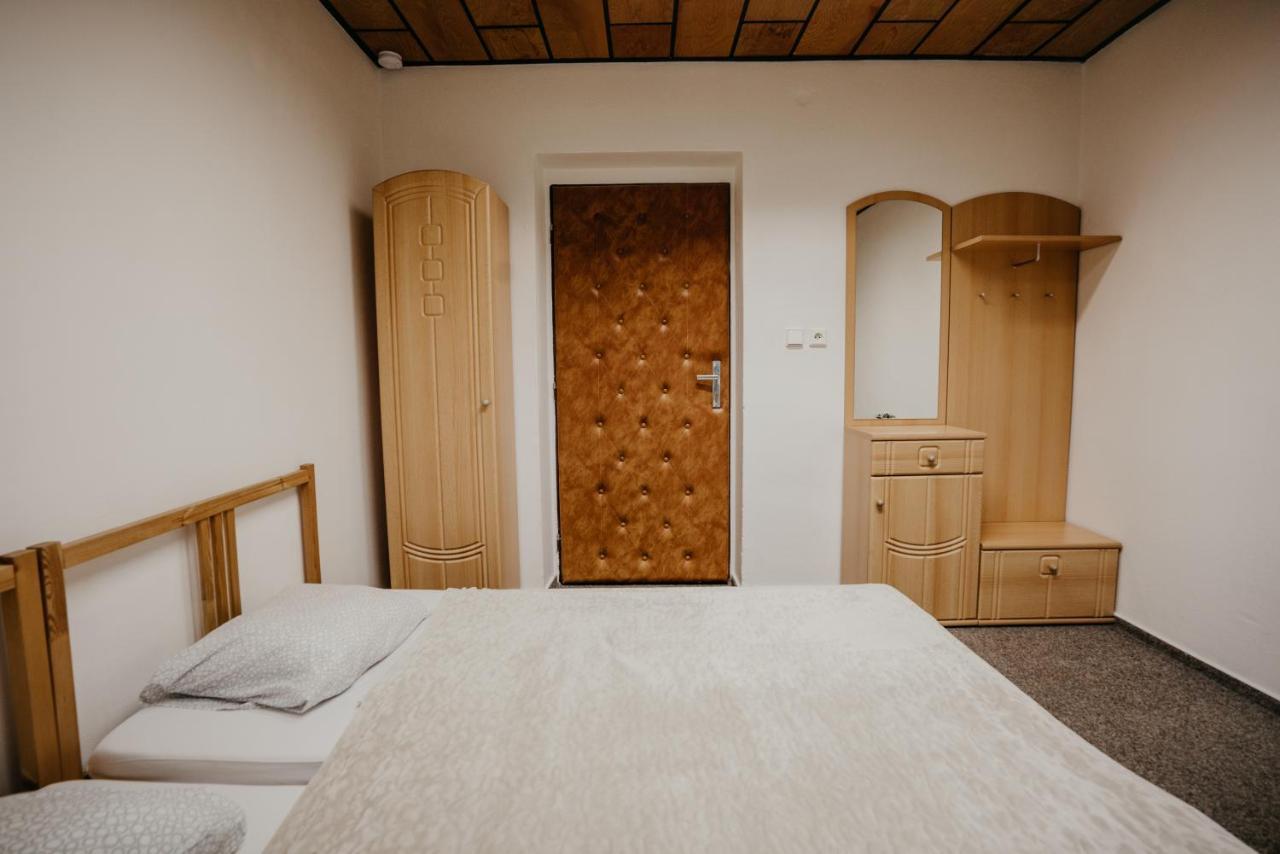 U Ztraceneho Potoka Apartment Vapenna Bagian luar foto