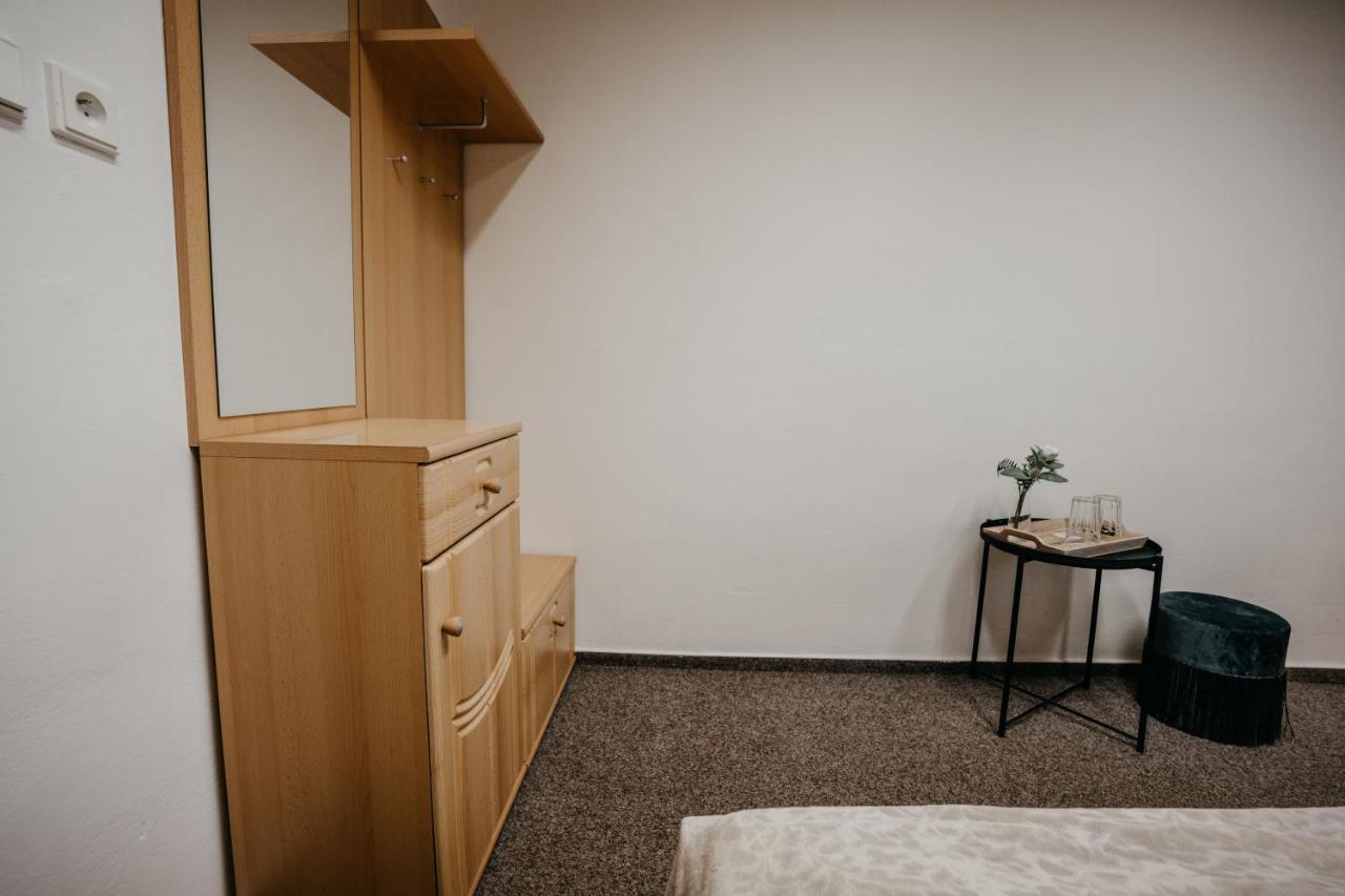 U Ztraceneho Potoka Apartment Vapenna Bagian luar foto